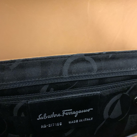 Beautiful Salvatore Ferragamo vintage bag - Picture 3 of 4
